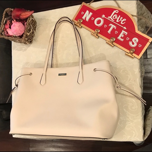 kate spade Handbags - Light pink Kate Spade large tote handbag